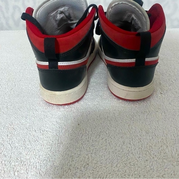Nike Air Jordan 1 Mid PS White/Gym Red 640734-122 Youth Sz 2Y - Picture 6 of 10